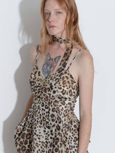 Cargar imagen en el visor de la galería, Top de tirantes con estampado de leopardo y pañuelo