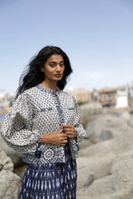 Cargar imagen en el visor de la galería, CHAQUETA FEDERICA