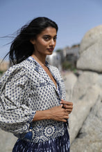 Cargar imagen en el visor de la galería, CHAQUETA FEDERICA