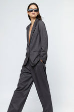Cargar imagen en el visor de la galería, Blazer de traje raya diplomática gris