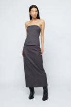 Cargar imagen en el visor de la galería, Top corsetero raya diplomática gris