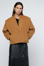 Cargar imagen en el visor de la galería, Abrigo corto estructura camel
