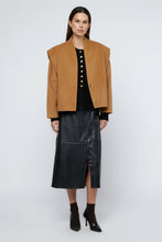 Cargar imagen en el visor de la galería, Abrigo corto estructura camel