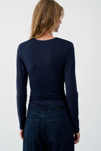 Cargar imagen en el visor de la galería, Blusa drapeada 0056-0210078
