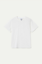 Cargar imagen en el visor de la galería, Camiseta blanca 100% algodón con apliques plateados

