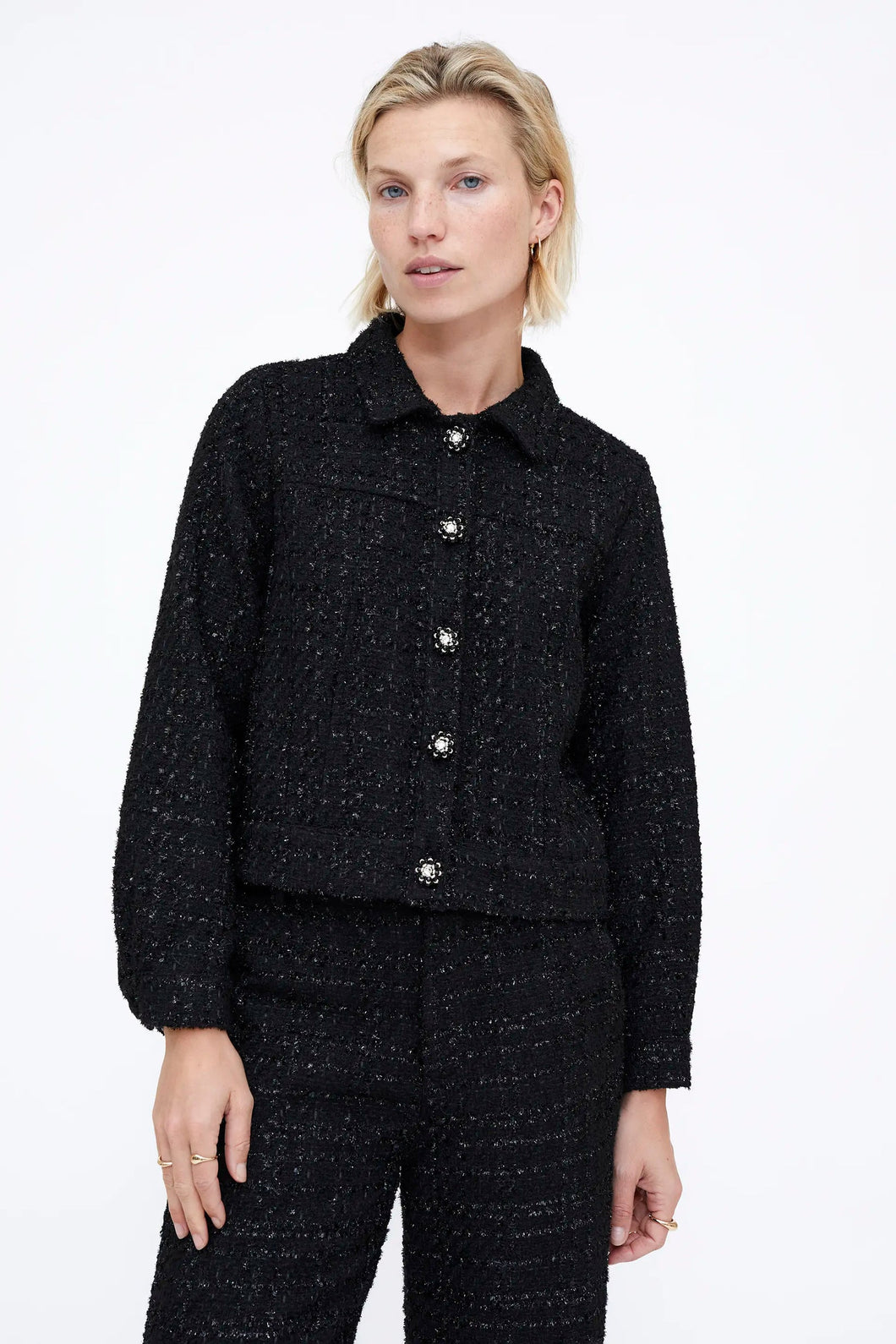 Chaqueta tweed negra