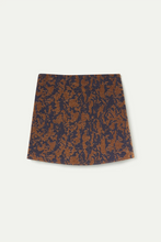 Cargar imagen en el visor de la galería, Falda corta Jacquard Navy blue y marrón
