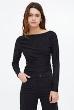 Cargar imagen en el visor de la galería, Camiseta cuello barco negro
