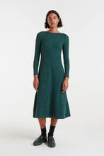 Cargar imagen en el visor de la galería, Vestido midi punto canalé verde
