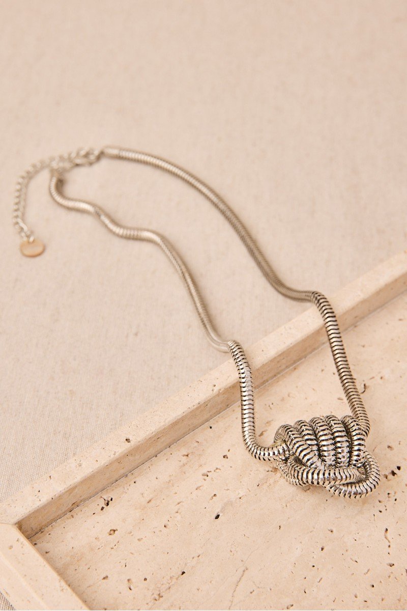 Collar Nudo